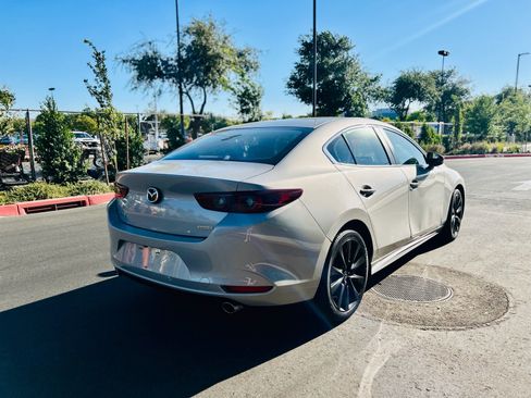 Used 2024 MAZDA MAZDA3 s FWD image 8