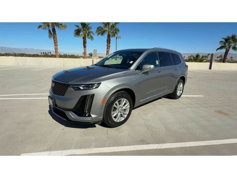 Used 2023 Cadillac XT6 Luxury image 4