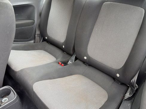 Used 2017 Volkswagen Beetle 1.8T S image 12