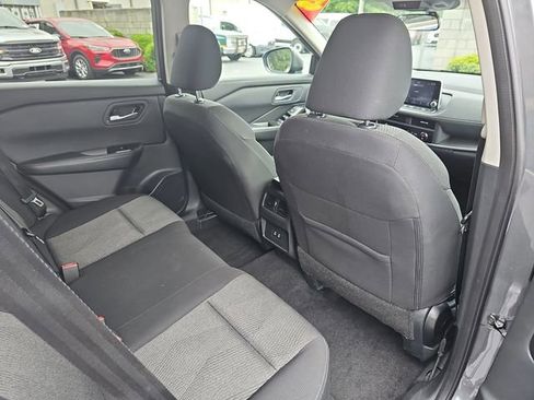 Used 2025 Nissan Rogue SV AWD/4WD image 13