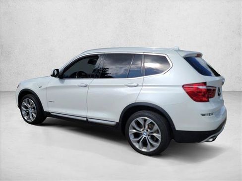 Used 2017 BMW X3 xDrive28i AWD/4WD image 7