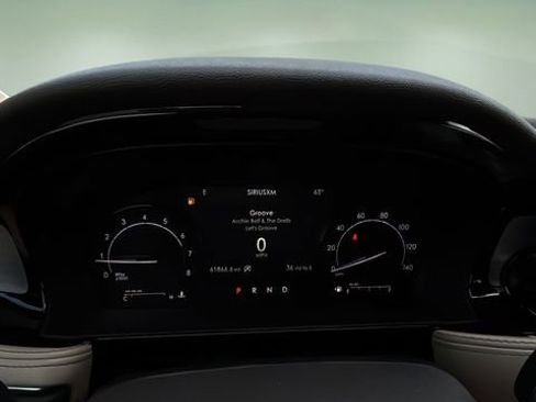 Used 2022 Lincoln Corsair FWD image 15