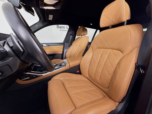Used 2023 BMW X7 xDrive40i w/ M Sport Package image 22