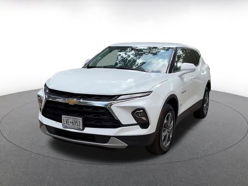 Used 2025 Chevrolet Blazer LT FWD image 7