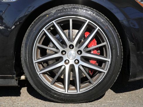 Used 2015 Maserati Ghibli S Q4 image 12