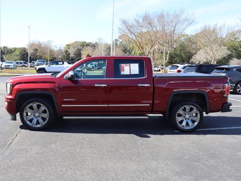 Used 2017 GMC Sierra 1500 Denali w/ Denali Ultimate Package image 10