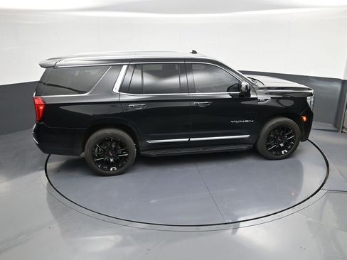 Used 2023 GMC Yukon SLT w/ SLT Premium Package AWD/4WD image 34