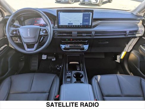 New 2025 Lincoln Corsair Reserve image 11