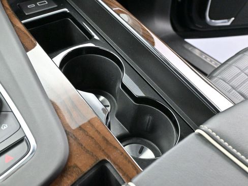 Certified 2024 Cadillac Escalade Sport Platinum image 20