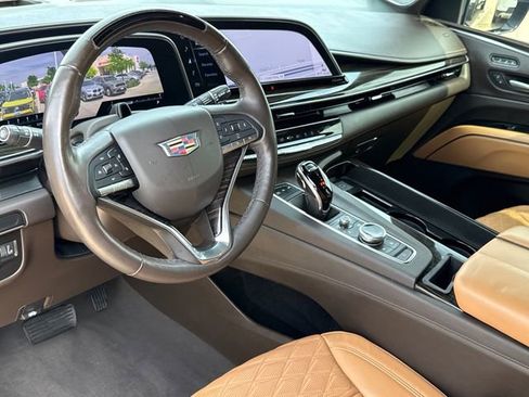 Used 2021 Cadillac Escalade ESV Sport w/ Driver Assist Tech Package RWD image 10