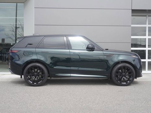 New 2026 Land Rover Range Rover Sport Dynamic SE image 7