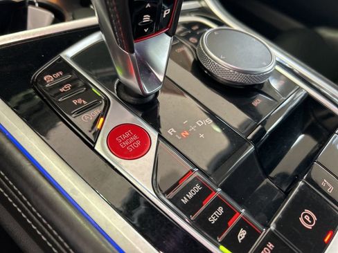 Used 2020 BMW M8 Convertible image 43