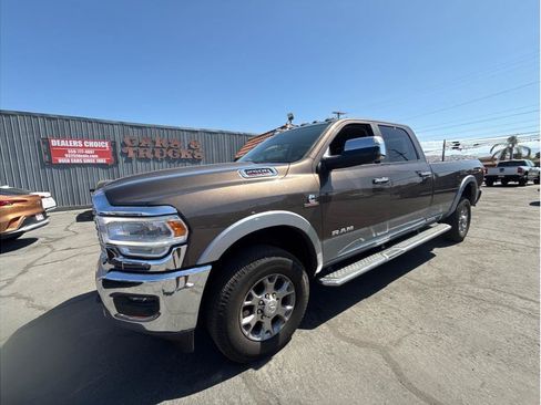 Used 2019 RAM 2500 Laramie AWD/4WD image 1