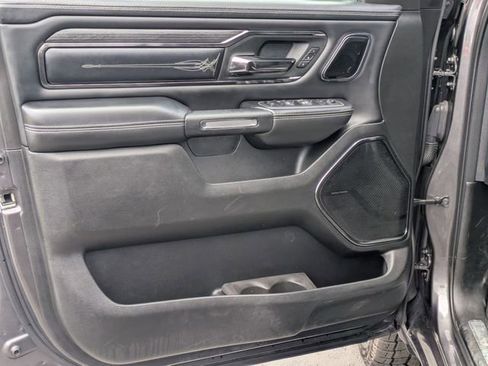 Used 2022 RAM 1500 Limited AWD/4WD image 11
