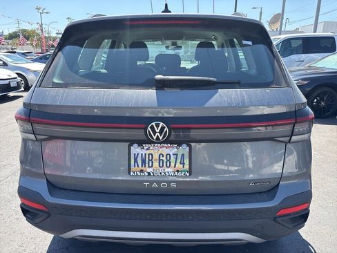 Used 2025 Volkswagen Taos S AWD/4WD image 5