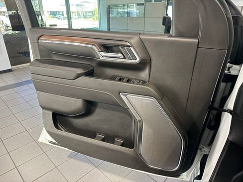Used 2024 GMC Sierra 2500 Denali w/ Denali Reserve Package image 29