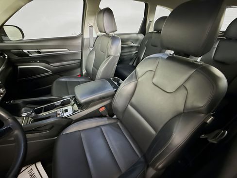 Used 2022 Kia Telluride S image 26