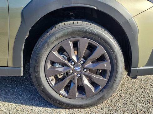 Used 2025 Subaru Outback Onyx Edition image 6