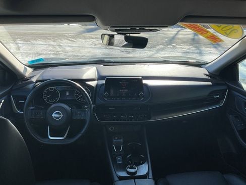 Used 2023 Nissan Rogue SV w/ SV Premium Package image 13