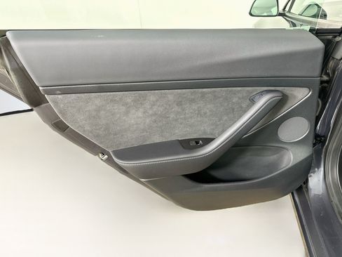 Used 2023 Tesla Model 3 Standard Range RWD image 27