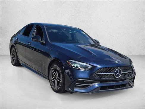 Used 2023 Mercedes-Benz C 300 Sedan image 3