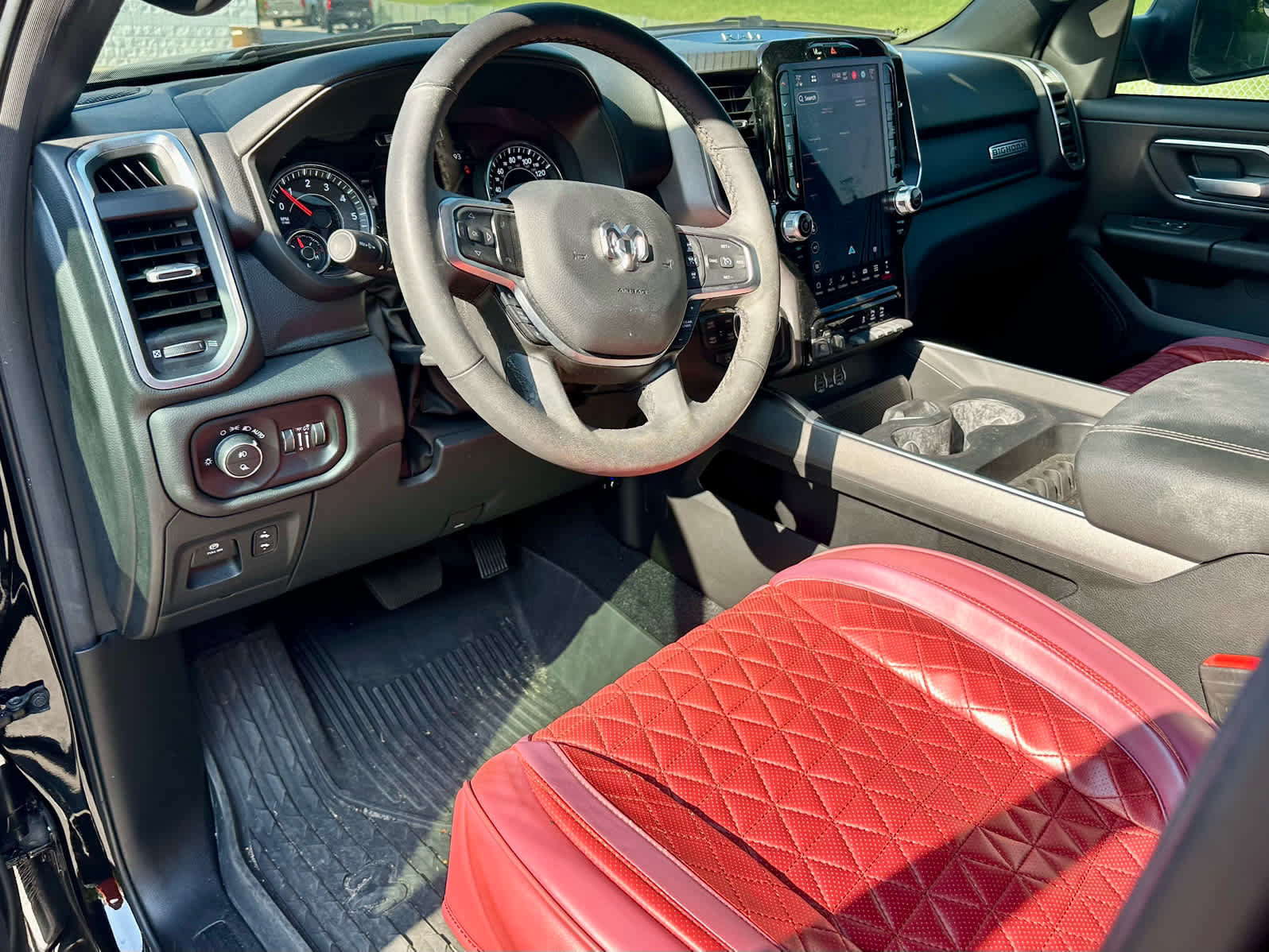 Used 2025 RAM 1500 Big Horn AWD/4WD image 10