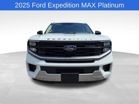 Used 2025 Ford Expedition Max Platinum AWD/4WD image 9