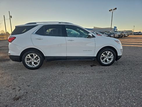 Used 2019 Chevrolet Equinox LT image 8