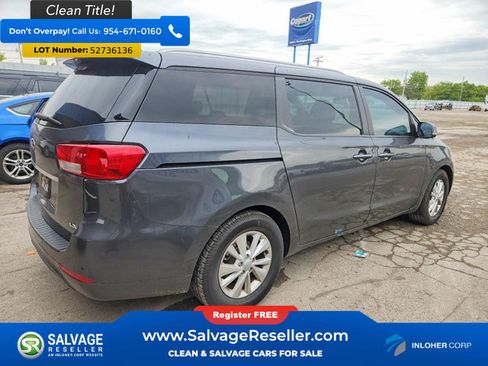 Used 2018 Kia Sedona LX w/ LX Essentials Premium Package FWD image 4