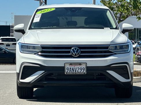 Used 2022 Volkswagen Tiguan SE FWD image 9