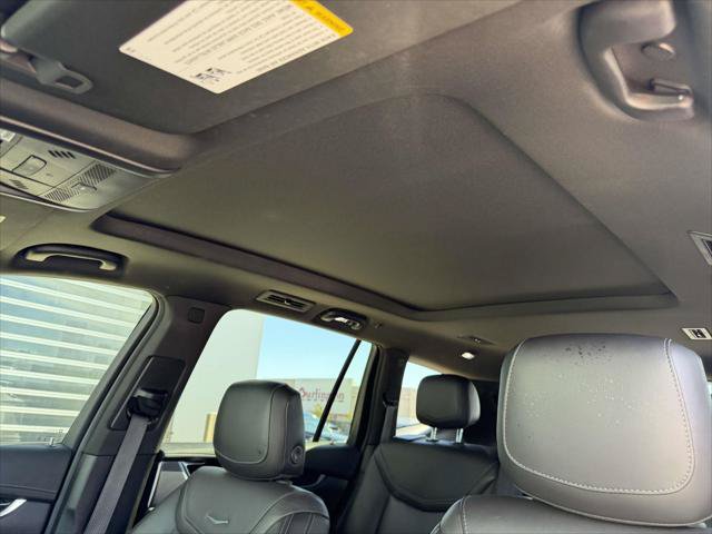 Used 2024 Cadillac XT6 Premium Luxury AWD/4WD image 22