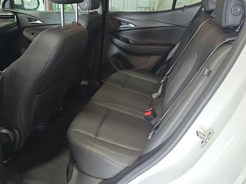 Used 2024 Buick Encore GX Sport Touring image 15