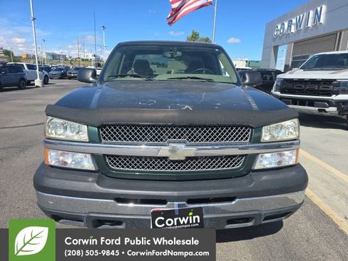Used 2004 Chevrolet Silverado 1500 LS w/ Light Duty Power Package AWD/4WD image 3