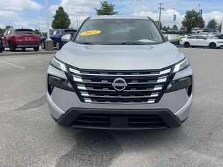Used 2025 Nissan Rogue SV FWD video 2