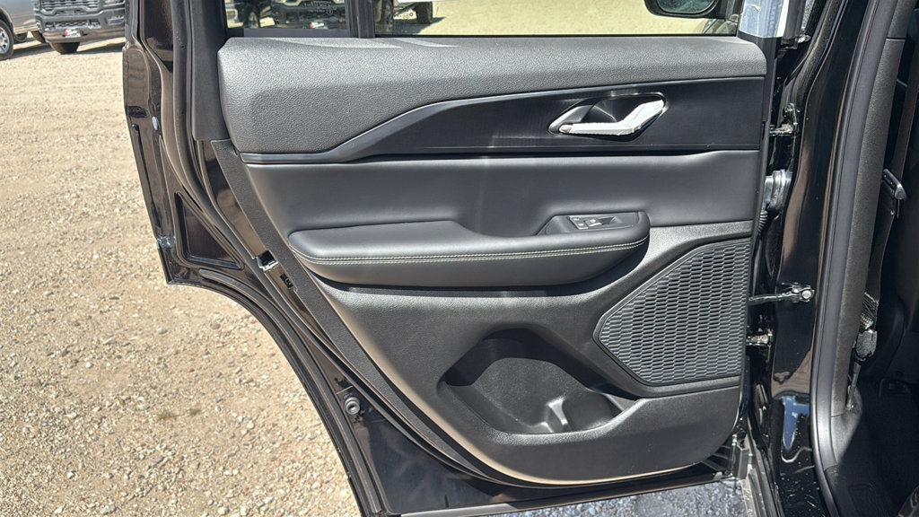 New 2027 Jeep Grand Cherokee Laredo X RWD image 15