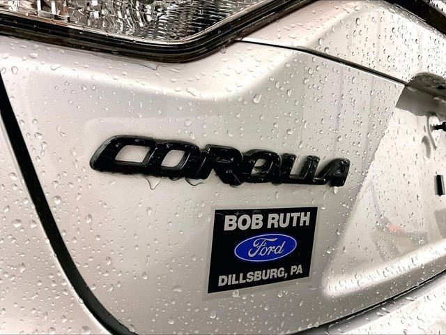 Used 2023 Toyota Corolla LE FWD image 13