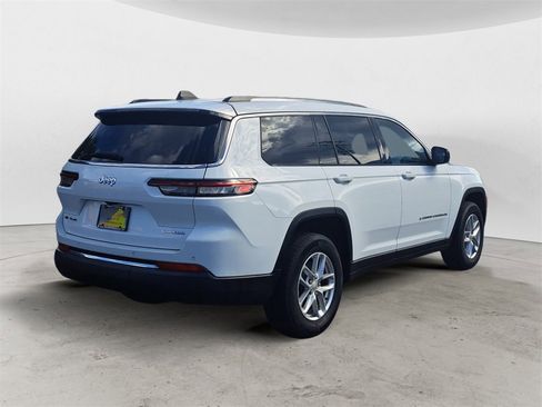 Used 2023 Jeep Grand Cherokee L Laredo w/ Luxury Tech Group I image 3