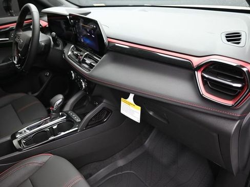 New 2026 Chevrolet TrailBlazer RS w/ Convenience Package AWD/4WD image 40