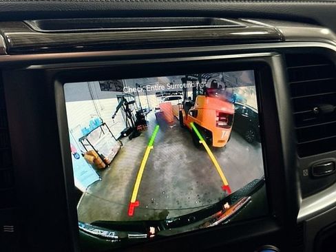 Used 2016 RAM 1500 Limited image 15