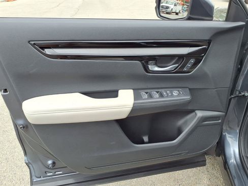 Used 2025 Honda CR-V EX-L image 15