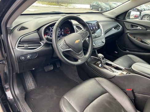 Used 2024 Chevrolet Malibu LT image 17