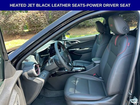 New 2026 Chevrolet Trax RS w/ Sunroof Package FWD image 6