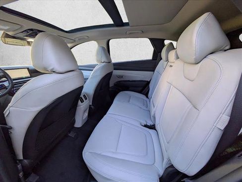 New 2026 Hyundai Tucson Limited image 18