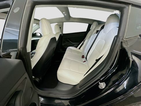 Used 2022 Tesla Model 3 Performance image 28