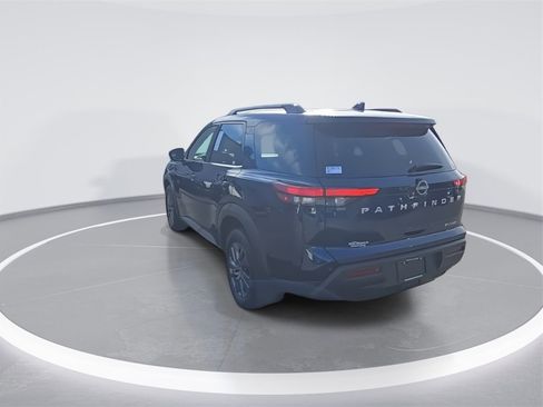 Certified 2024 Nissan Pathfinder SV image 7