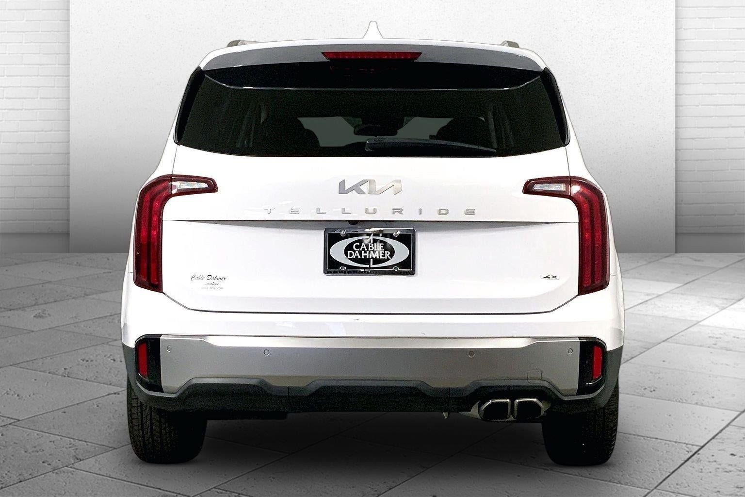 Certified 2025 Kia Telluride S AWD/4WD image 3