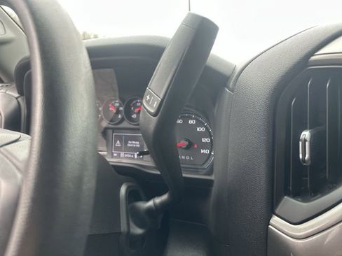 Used 2025 Chevrolet Silverado 1500 W/T w/ WT Value Package image 24