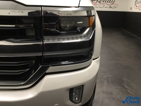 Used 2017 Chevrolet Silverado 1500 High Country image 23
