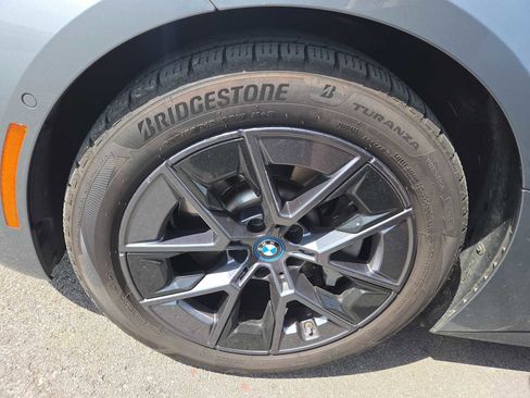 Used 2023 BMW i4 eDrive35 w/ Premium Package RWD image 7