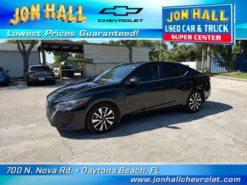 Used 2025 Nissan Sentra SV w/ SV Premium Package FWD image 3